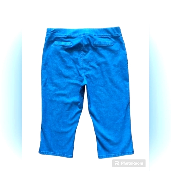 Women's Chic Classic Collection Pull On Elastic Waist Cropped Jeggings - Picture 2 of 2